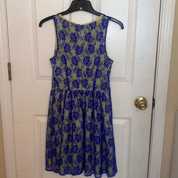 Floral Dress - Picture 2 of 2